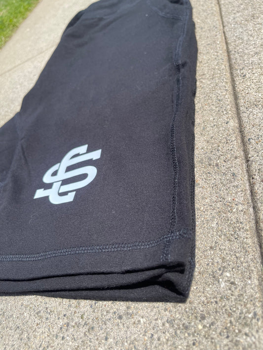 Essential Sweat Shorts- Black